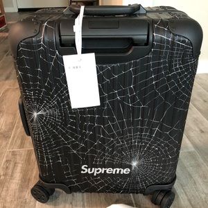 Supreme Rimowa Collab 2019 Black